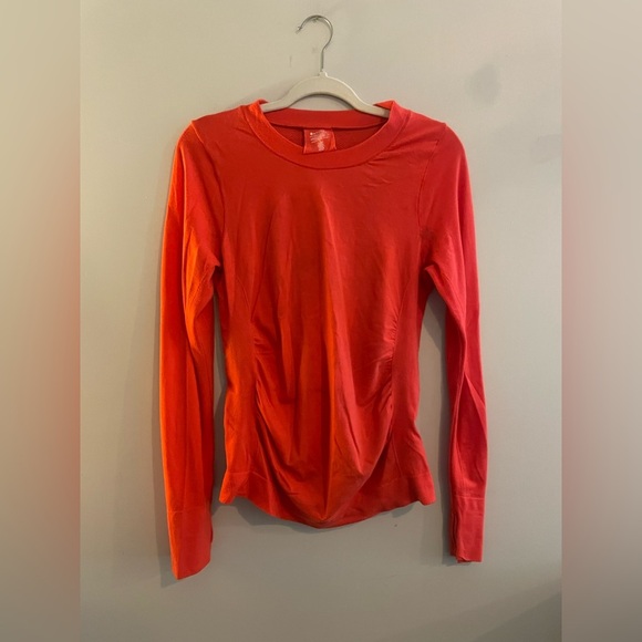 Athleta Red Long Sleeve Athletic Shirt - Picture 1 of 5